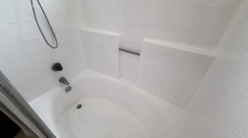 560 S Quince Ave. - Bloomington - California - 5 bed, 2 bath rental property