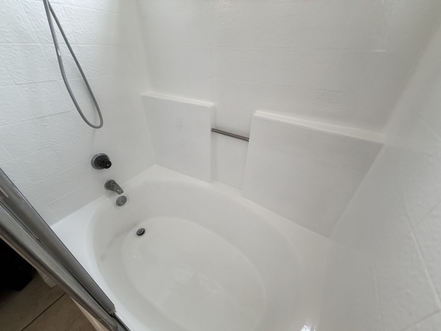 560 S Quince Ave. - Bloomington - California - 5 bed, 2 bath rental property