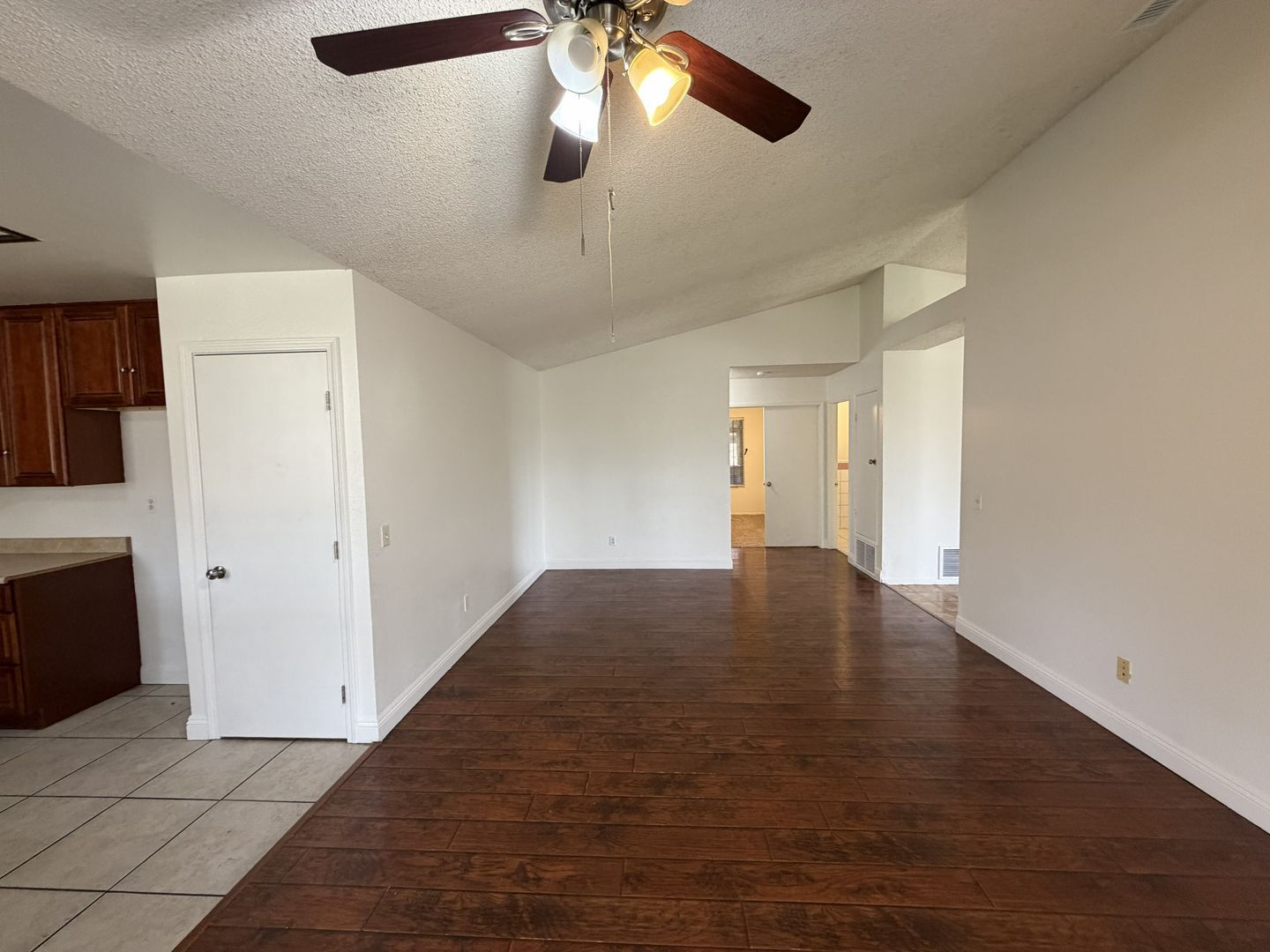 560 S Quince Ave. - Bloomington - California - 5 bed, 2 bath rental property