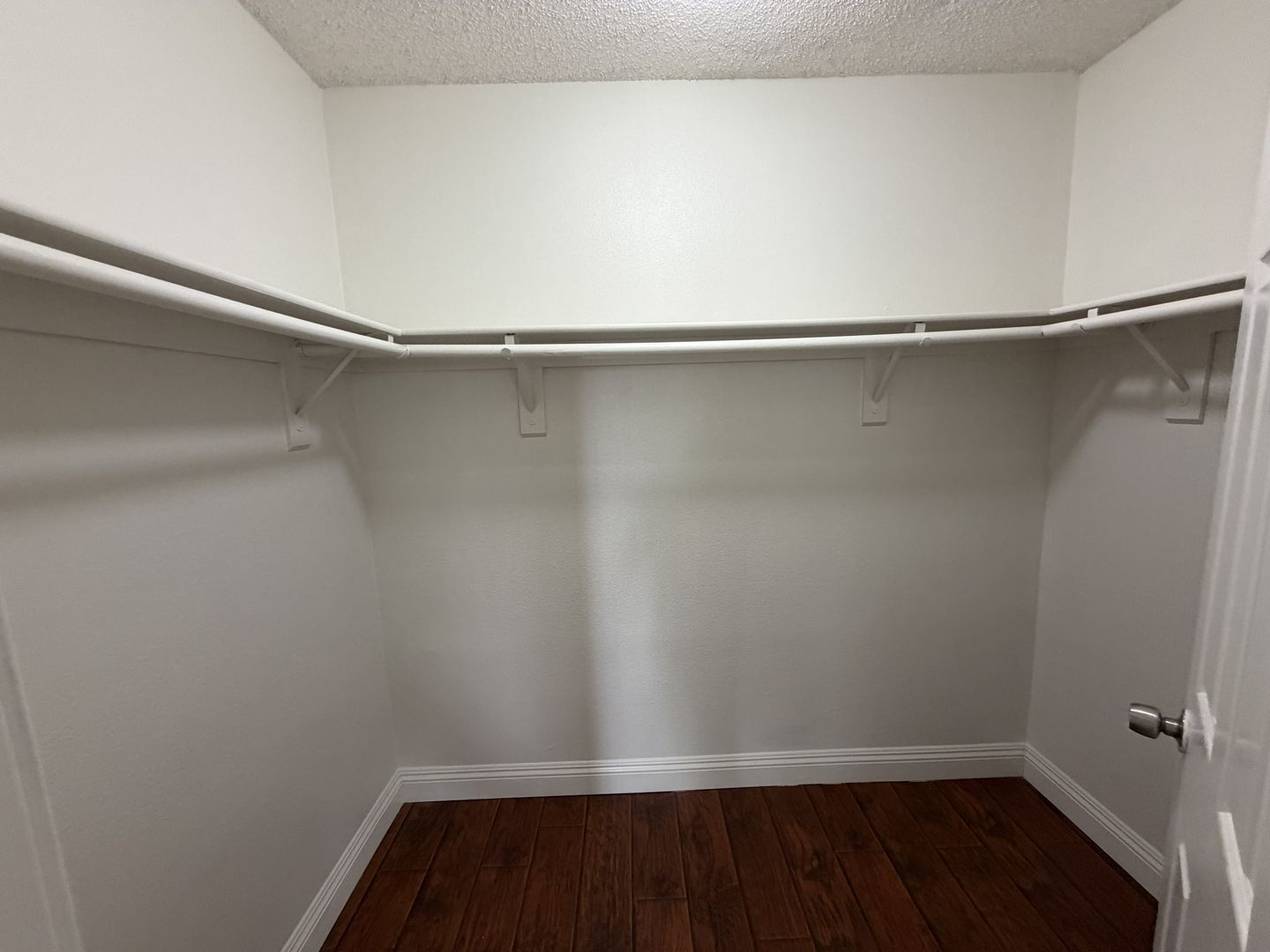560 S Quince Ave. - Bloomington - California - 5 bed, 2 bath rental property