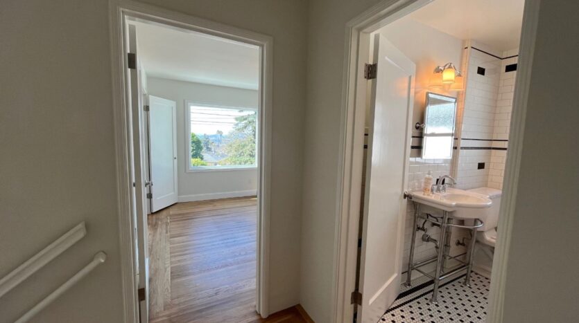 5685 Jordan Ave - El Cerrito - California - 2 bed, 1.5 bath rental property