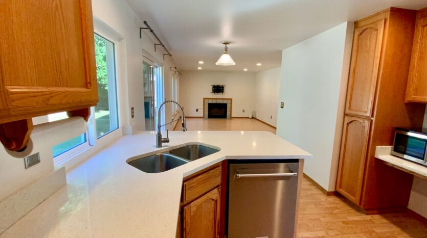 5723 147th St SE - Everett - Washington - 4 bed, 2.5 bath rental property