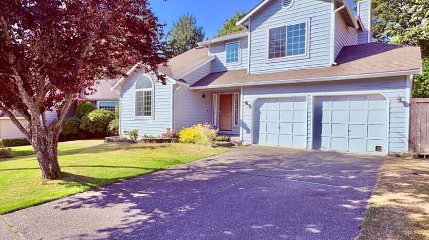 5723 147th St SE - Everett - Washington - 4 bed, 2.5 bath rental property