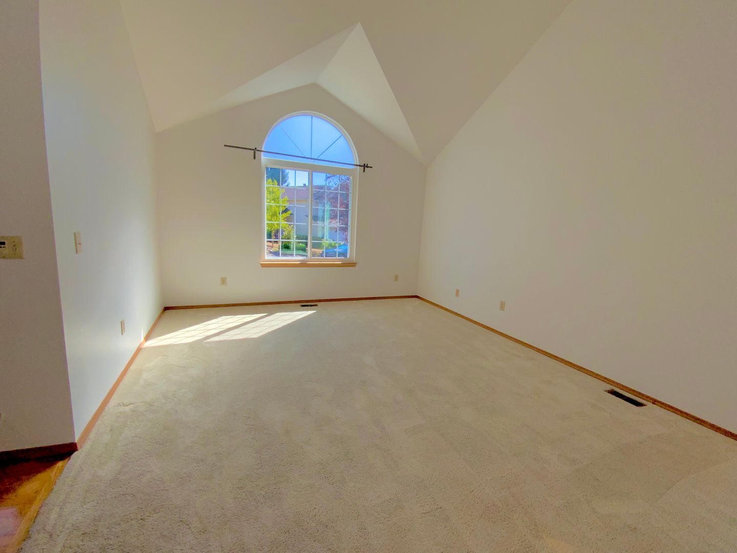 5723 147th St SE - Everett - Washington - 4 bed, 2.5 bath rental property