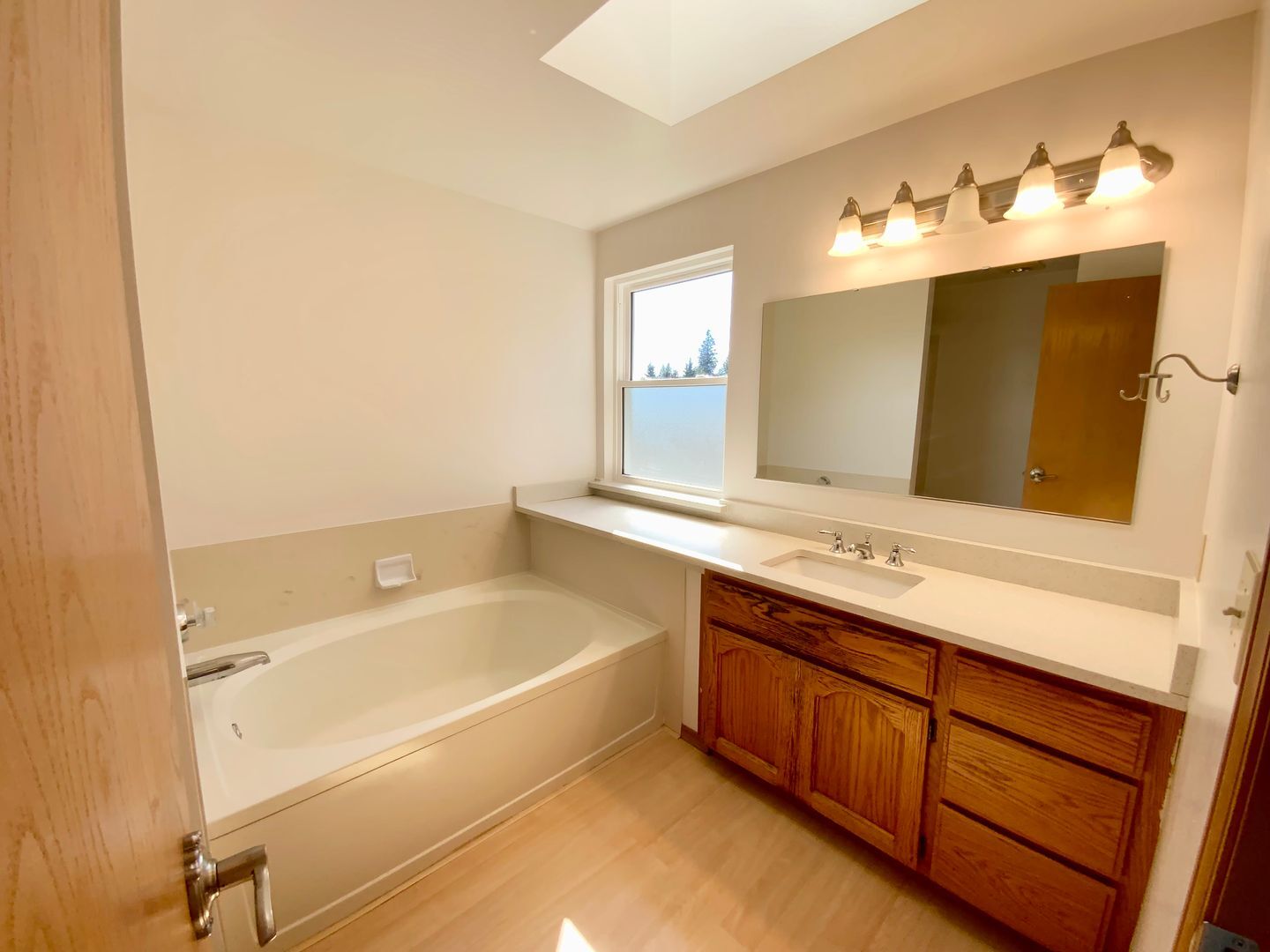 5723 147th St SE - Everett - Washington - 4 bed, 2.5 bath rental property