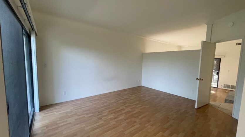 5736 Skyview Way #A - Agoura Hills - California - 1 bed, 1 bath rental property