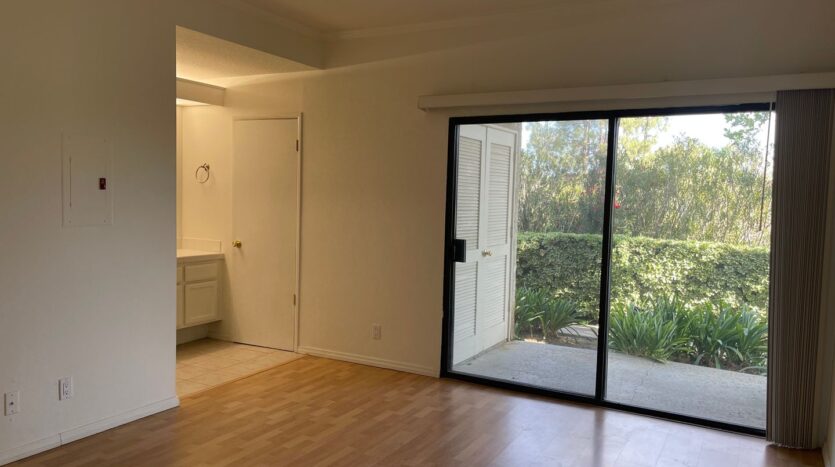 5736 Skyview Way #A - Agoura Hills - California - 1 bed, 1 bath rental property