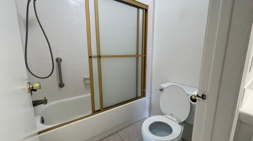 5736 Skyview Way #A - Agoura Hills - California - 1 bed, 1 bath rental property