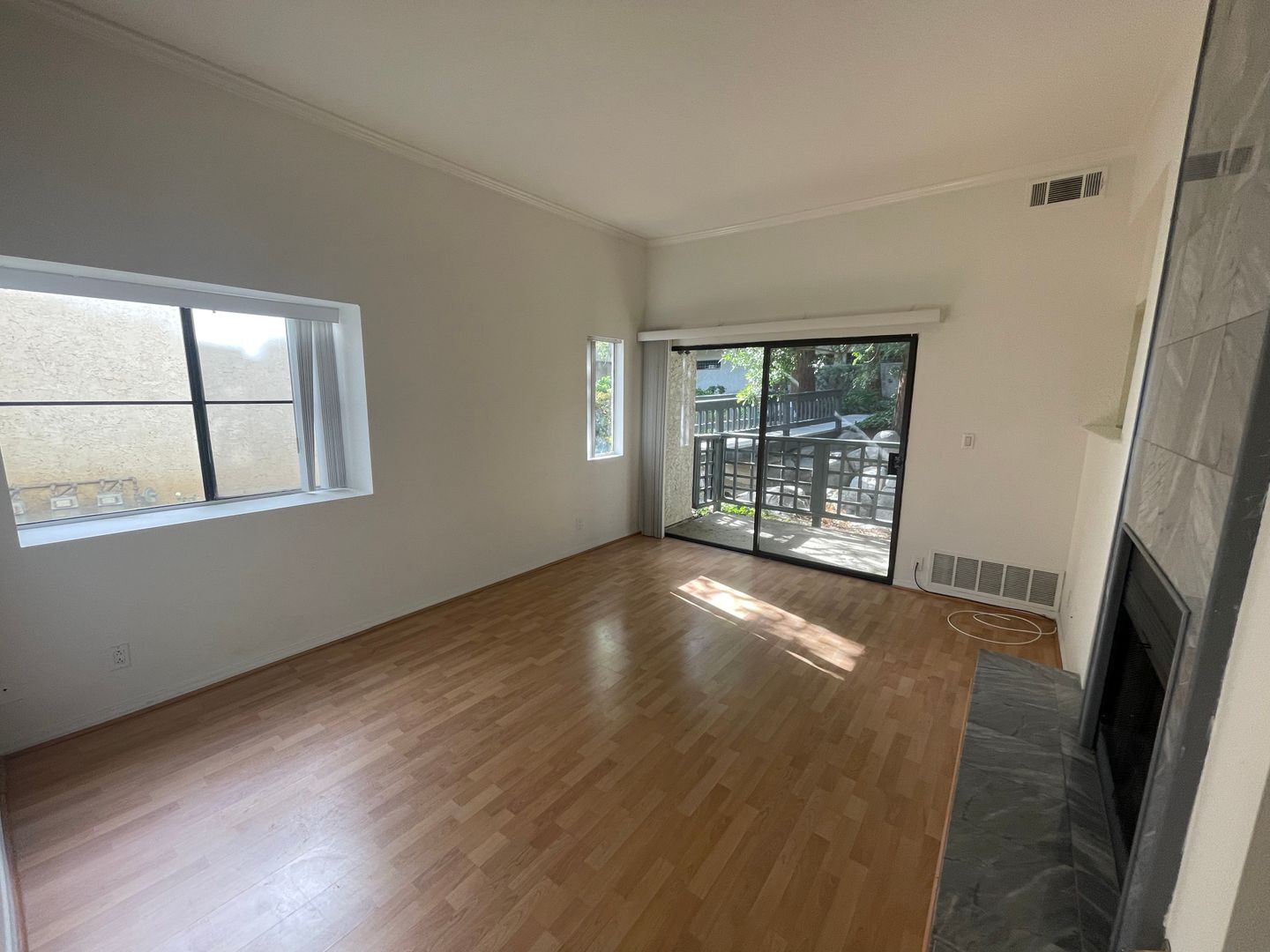 5736 Skyview Way #A - Agoura Hills - California - 1 bed, 1 bath rental property