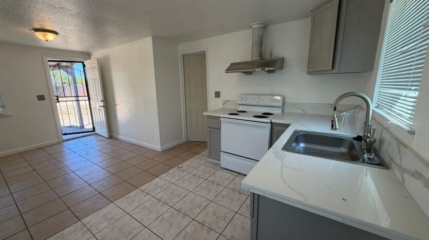 5801 Wallace Ave  - Sacramento - California - 1 bed, 1 bath rental property
