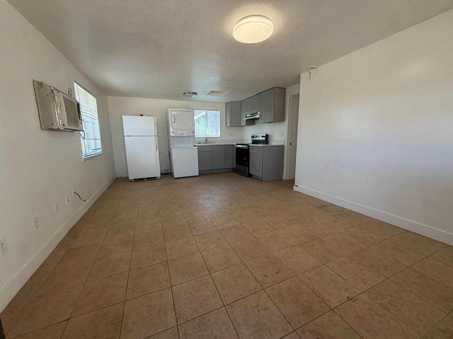 5801 Wallace Ave  - Sacramento - California - 1 bed, 1 bath rental property
