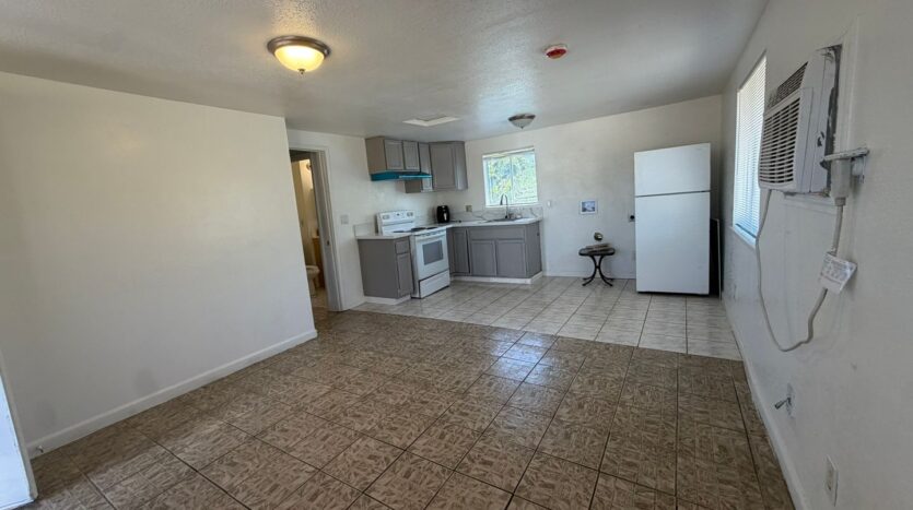 5801 Wallace Ave  - Sacramento - California - 1 bed, 1 bath rental property