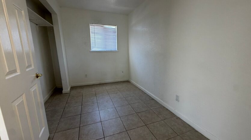 5801 Wallace Ave  - Sacramento - California - 1 bed, 1 bath rental property