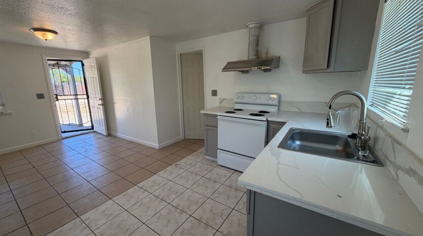 5801 Wallace Ave  - Sacramento - California - 1 bed, 1 bath rental property