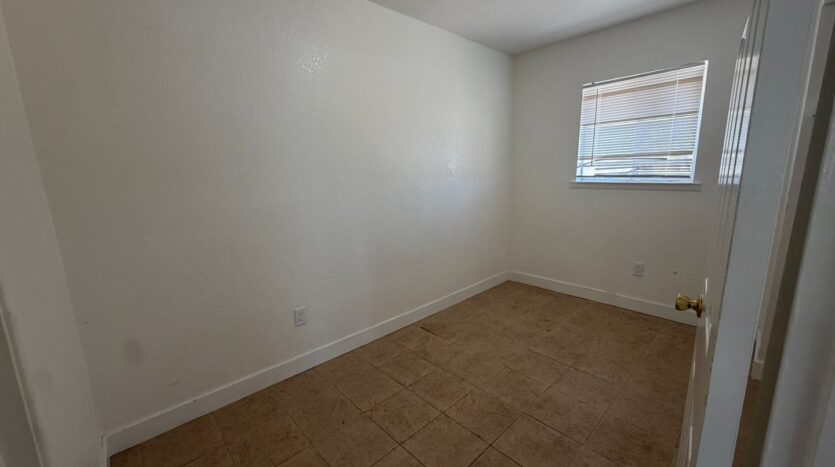 5801 Wallace Ave  - Sacramento - California - 1 bed, 1 bath rental property