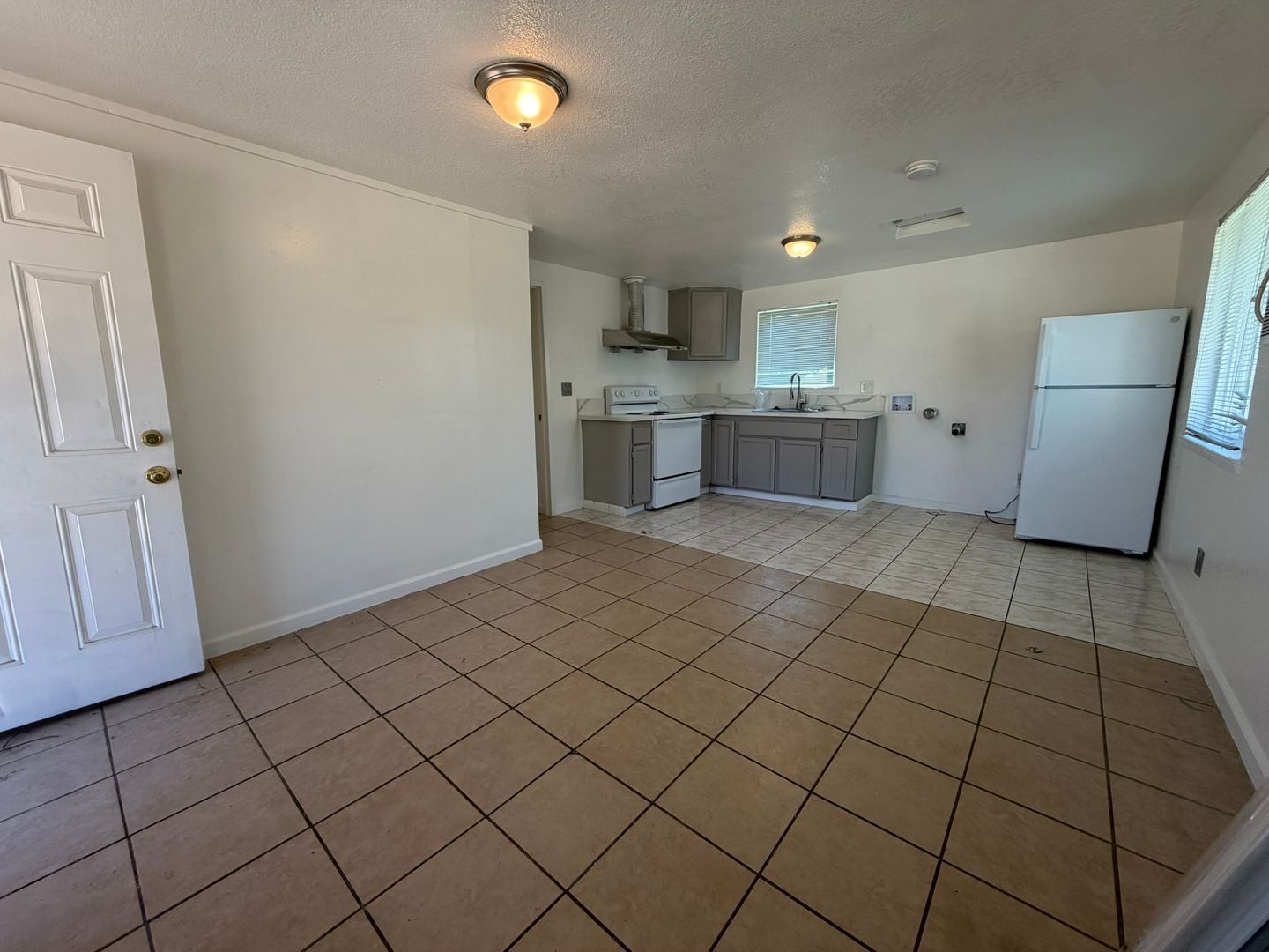 5801 Wallace Ave  - Sacramento - California - 1 bed, 1 bath rental property