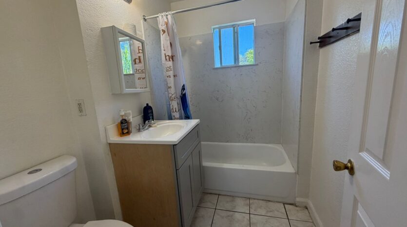 5801 Wallace Ave  - Sacramento - California - 1 bed, 1 bath rental property
