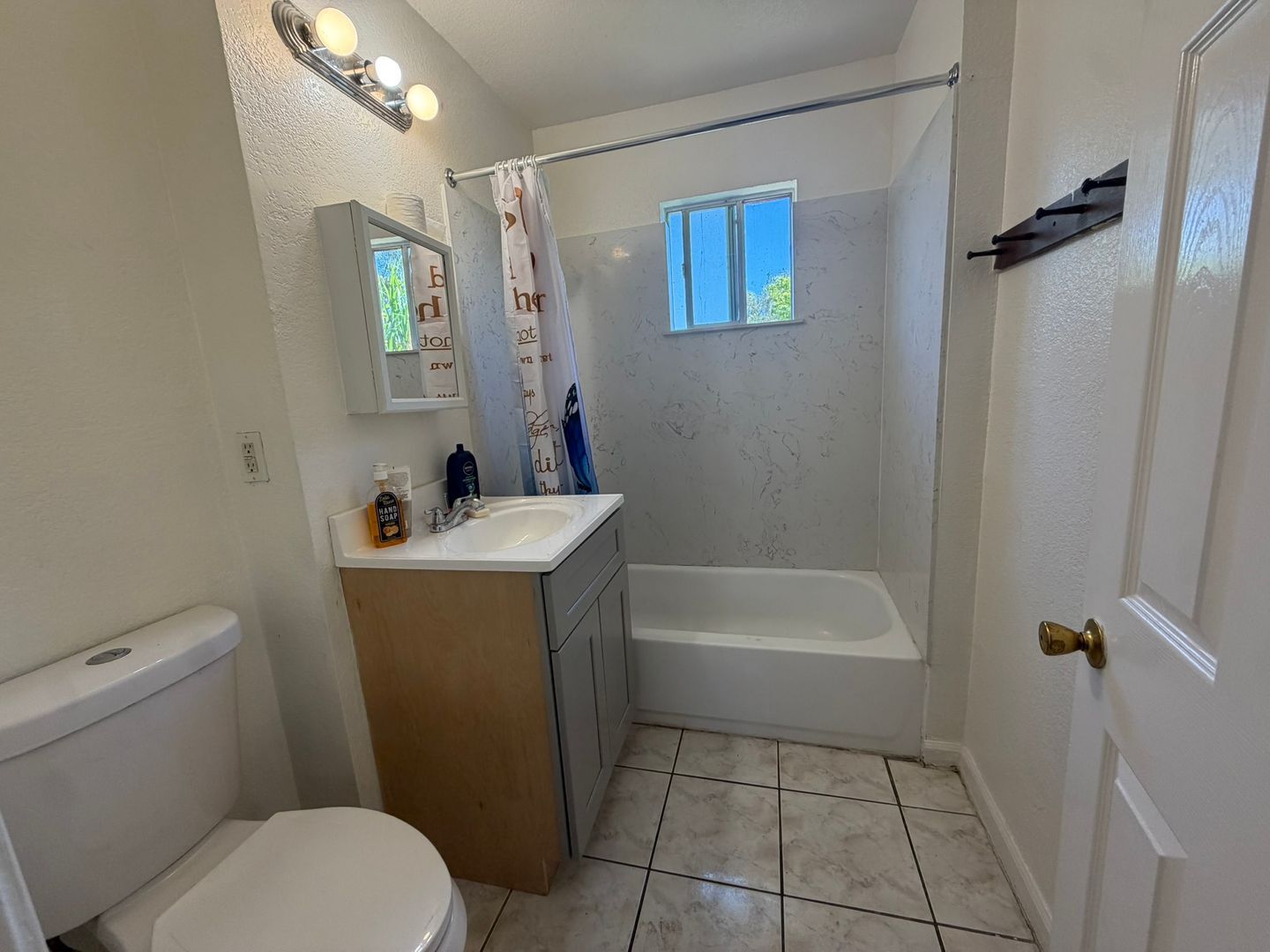 5801 Wallace Ave  - Sacramento - California - 1 bed, 1 bath rental property