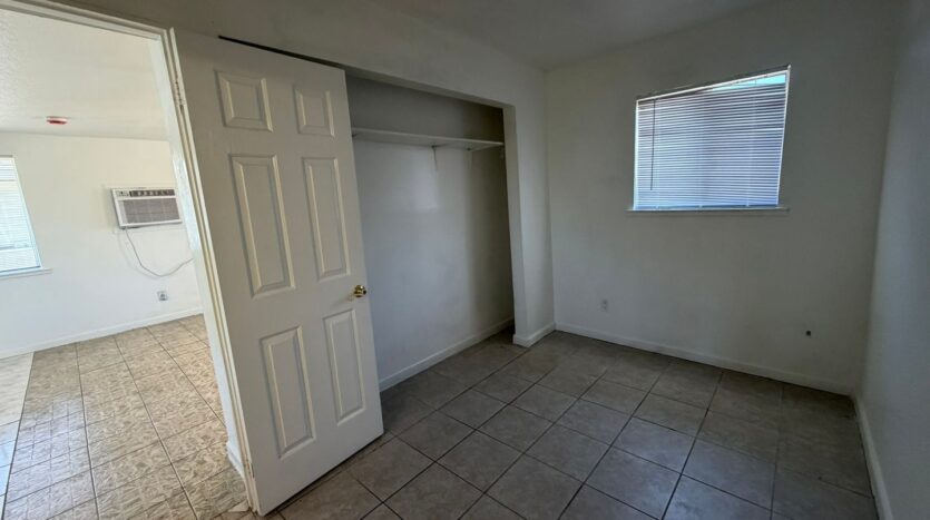 5801 Wallace Ave  - Sacramento - California - 1 bed, 1 bath rental property