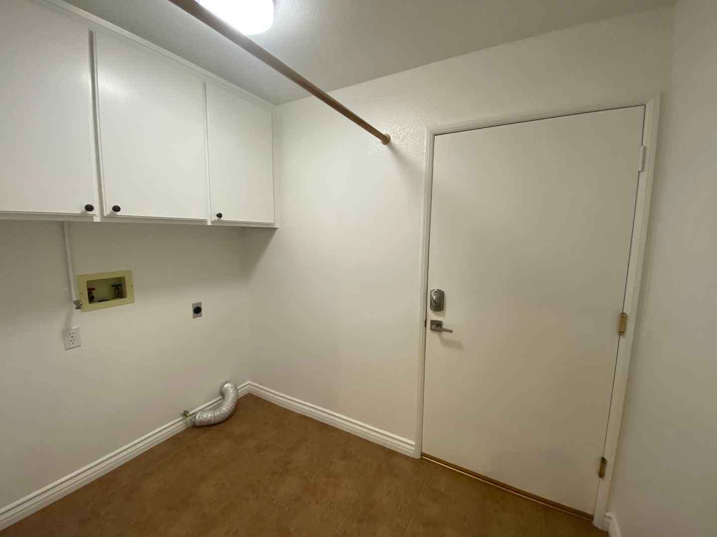 5828 W. Ave L11 - Lancaster - California - 4 bed, 2 bath rental property