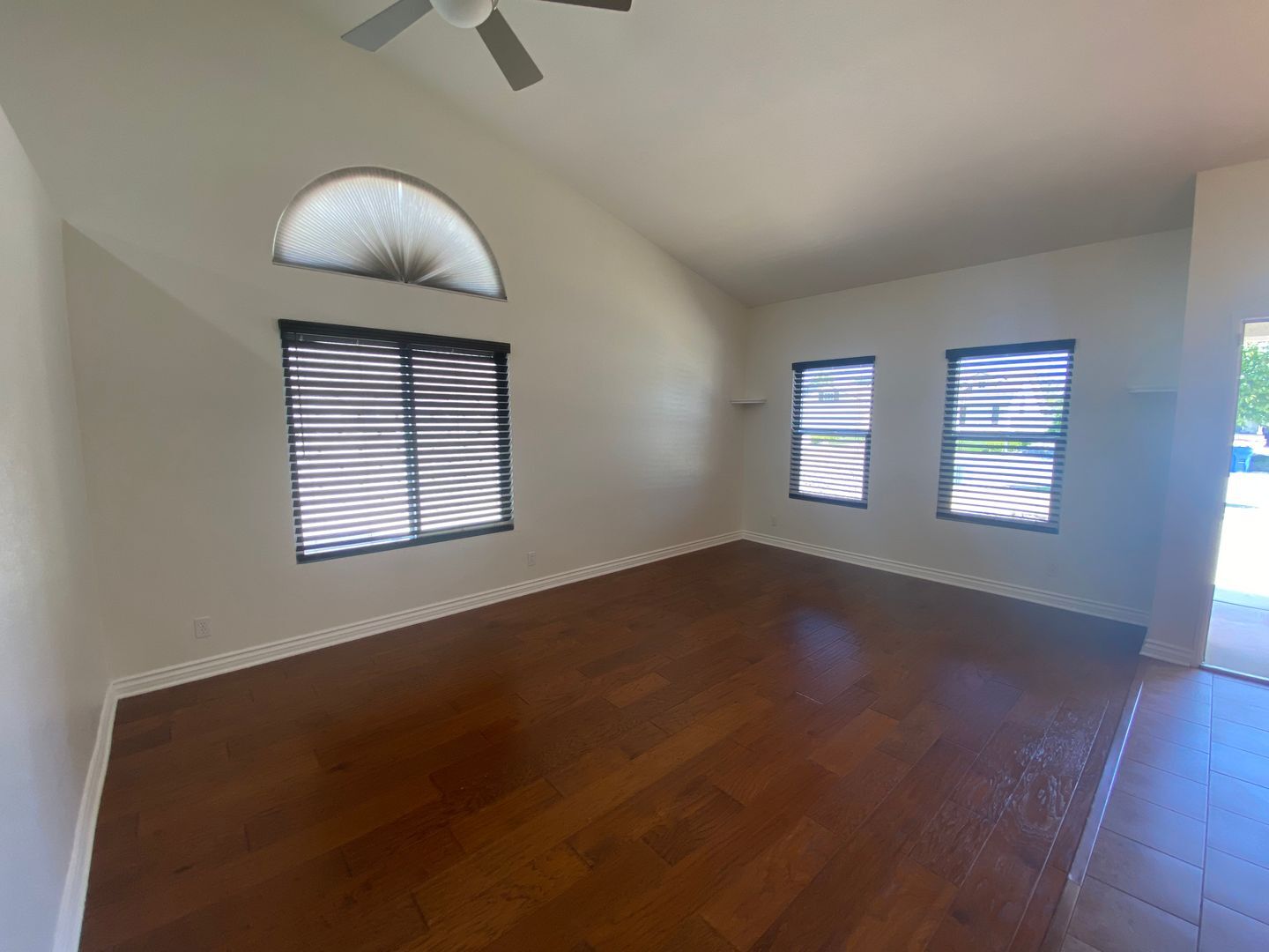 5828 W. Ave L11 - Lancaster - California - 4 bed, 2 bath rental property