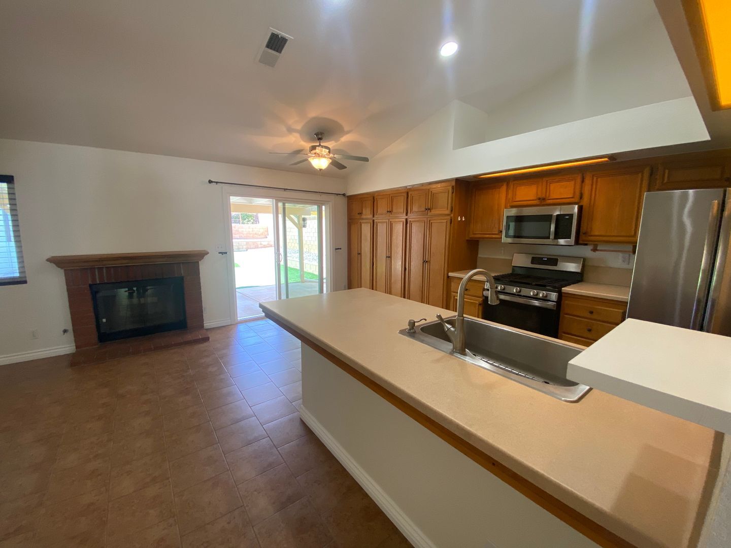 5828 W. Ave L11 - Lancaster - California - 4 bed, 2 bath rental property