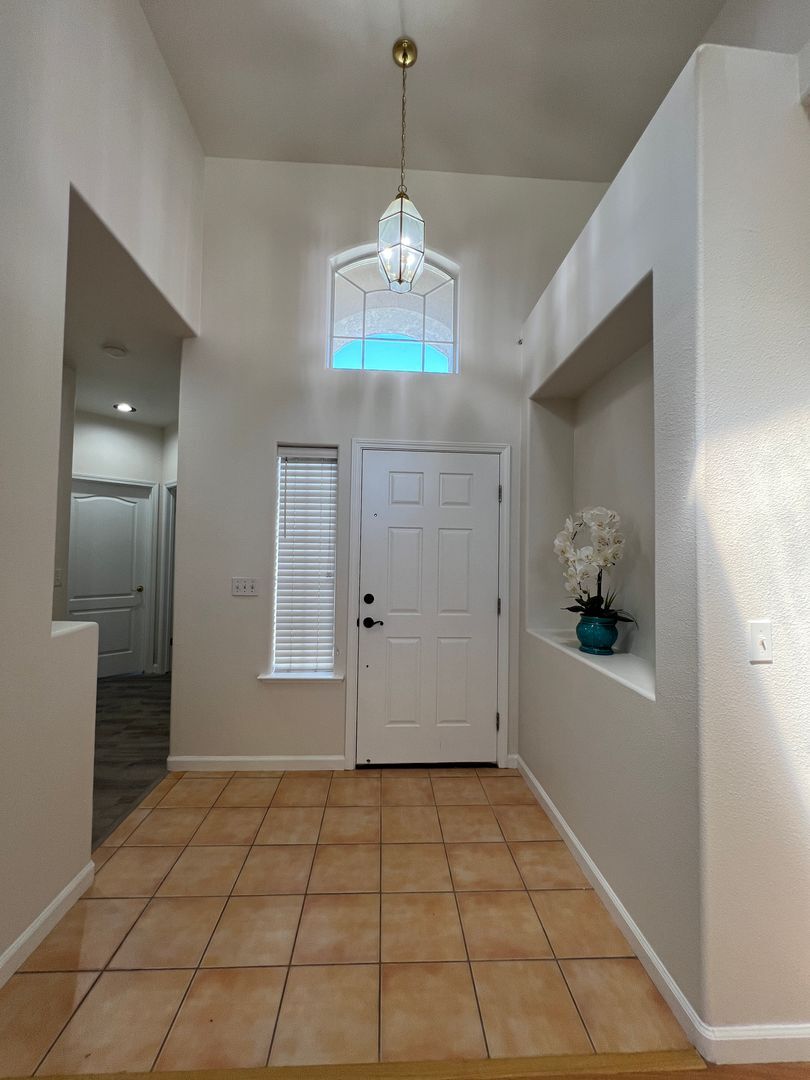 5835 W Athens Ave - Fresno - California - 3 bed, 2 bath rental property