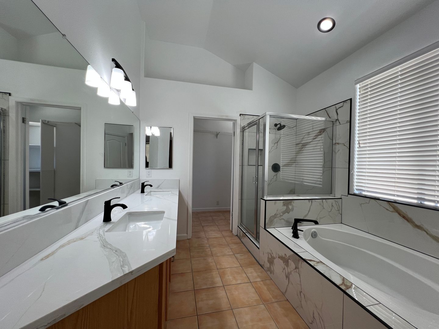 5835 W Athens Ave - Fresno - California - 3 bed, 2 bath rental property