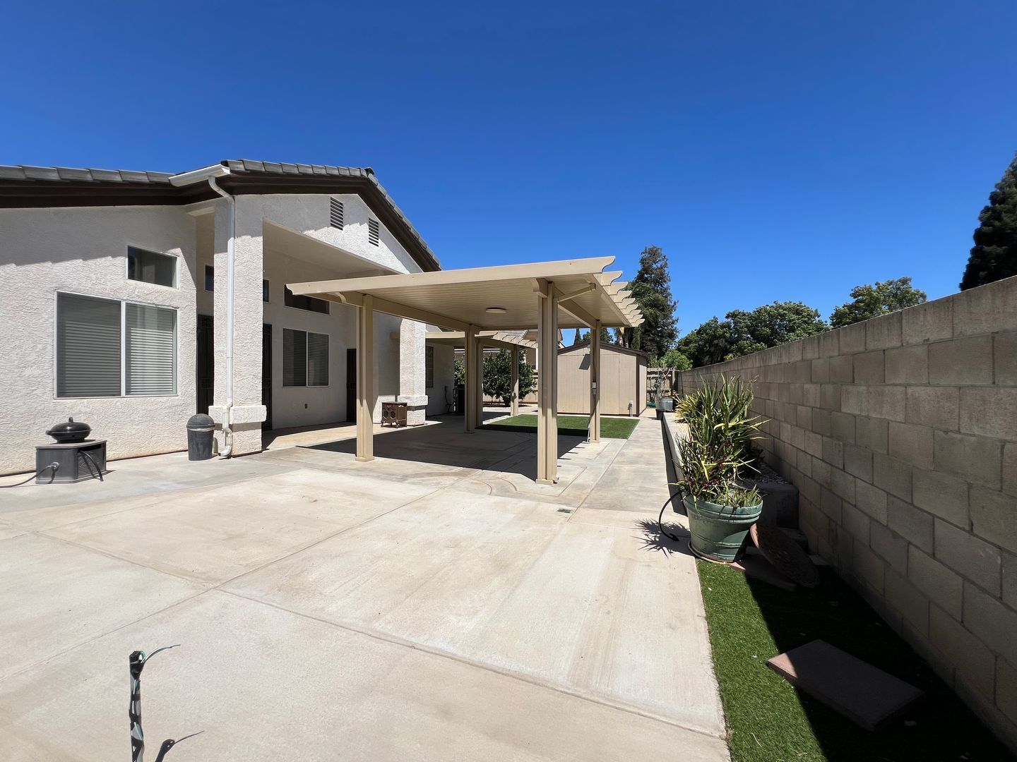 5835 W Athens Ave - Fresno - California - 3 bed, 2 bath rental property
