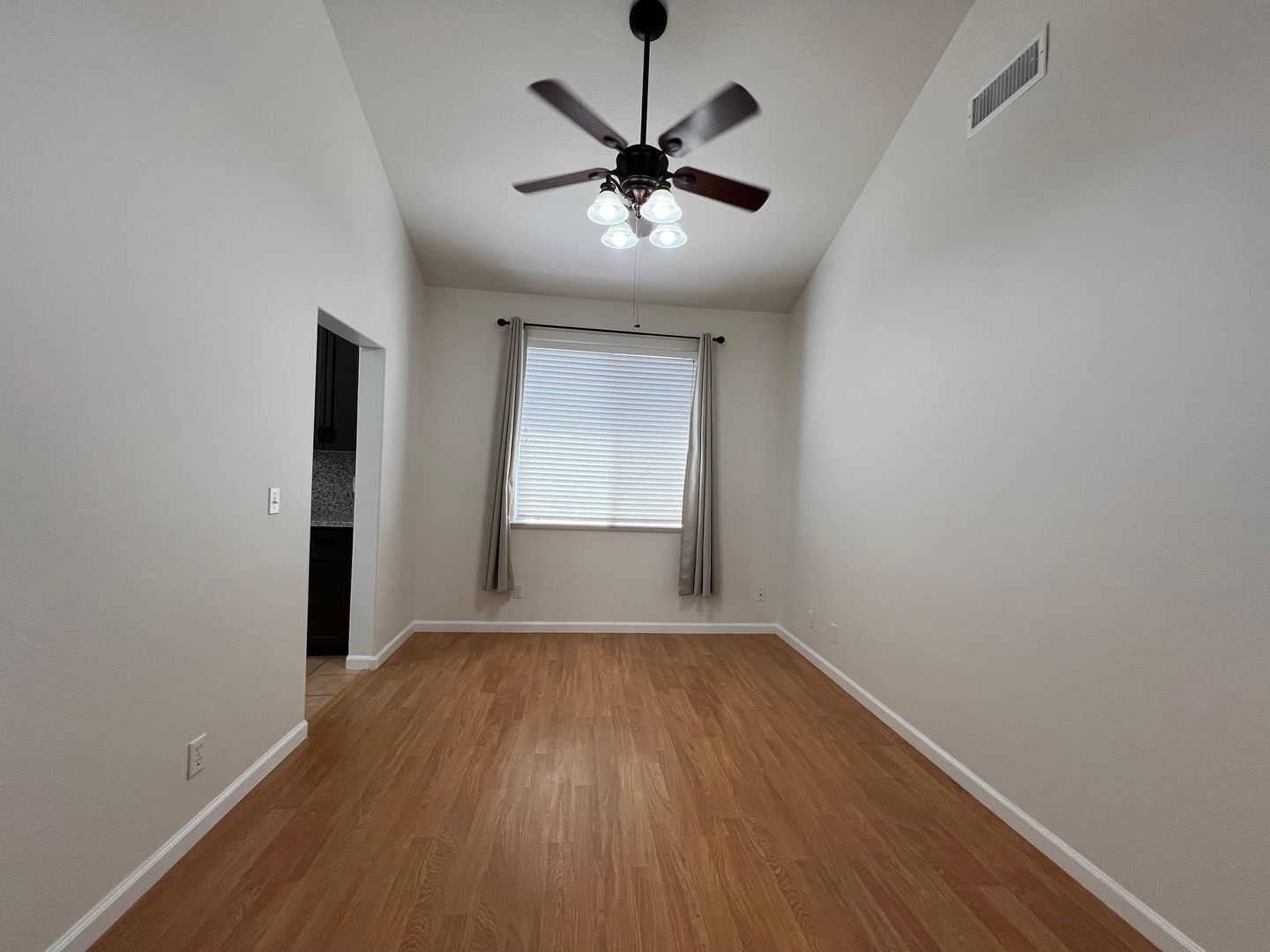 5835 W Athens Ave - Fresno - California - 3 bed, 2 bath rental property