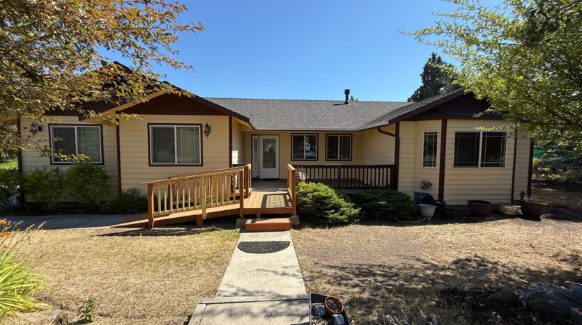 63363 Brightwater Dr  - Bend - Oregon - 3 bed, 2 bath rental property