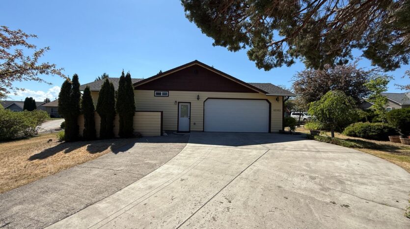 63363 Brightwater Dr  - Bend - Oregon - 3 bed, 2 bath rental property
