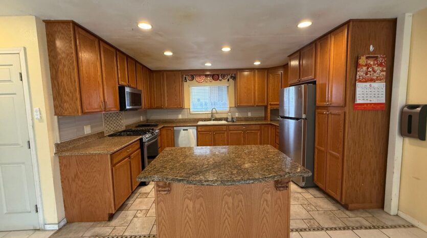 640 Felicita Ave  - Spring Valley - California - 4 bed, 2 bath rental property