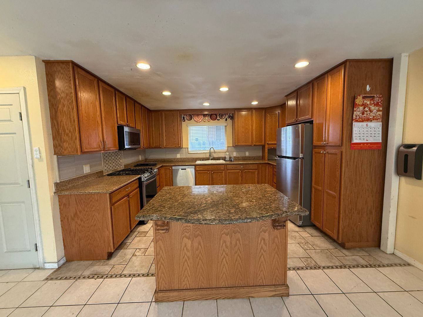 640 Felicita Ave  - Spring Valley - California - 4 bed, 2 bath rental property