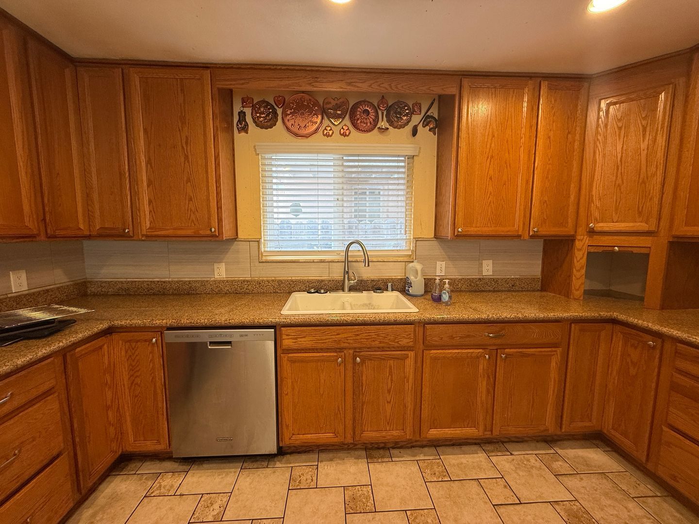 640 Felicita Ave  - Spring Valley - California - 4 bed, 2 bath rental property