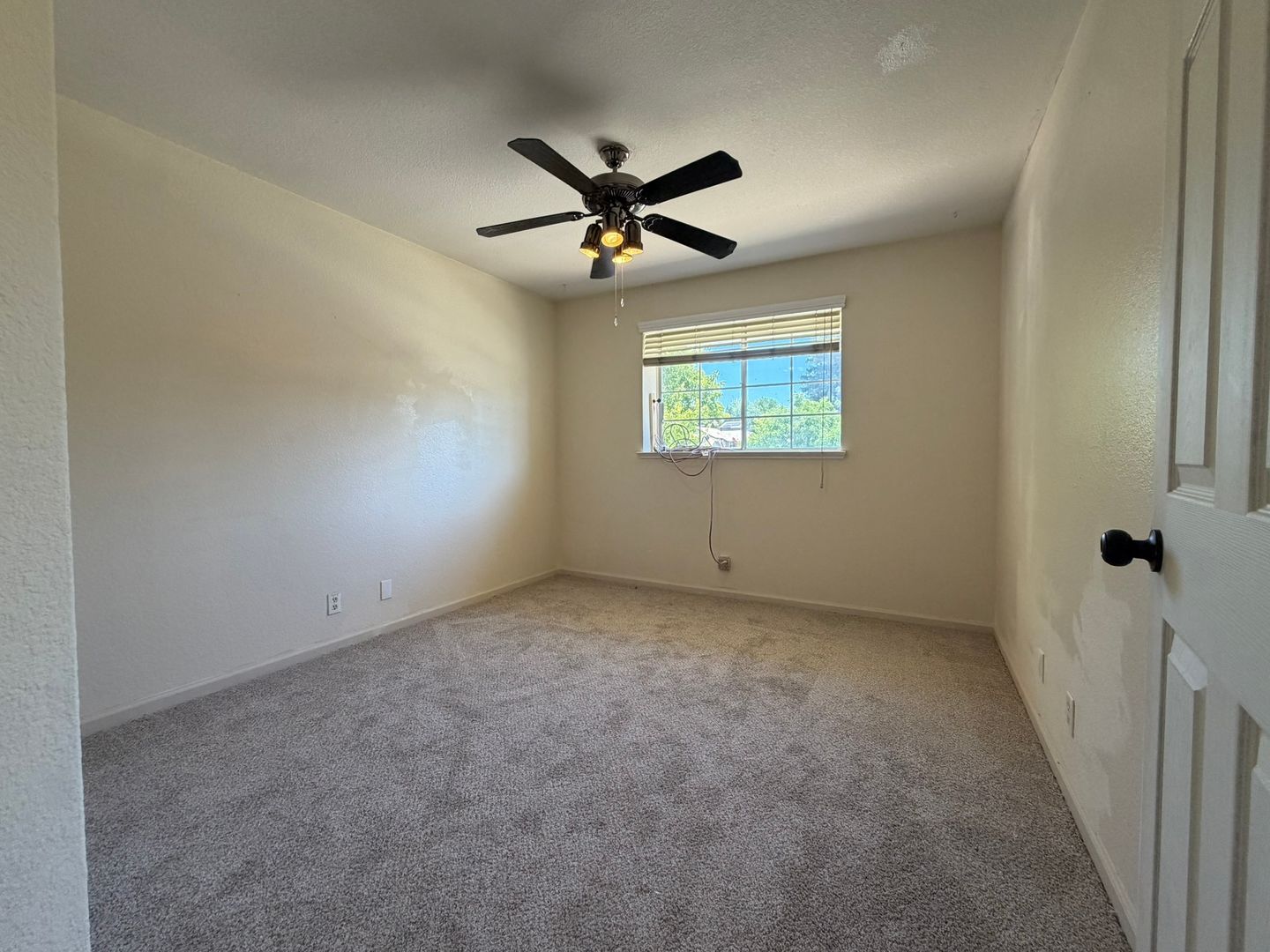 6408 Emerald Dr.  - Rocklin - California - 5 bed, 3 bath rental property