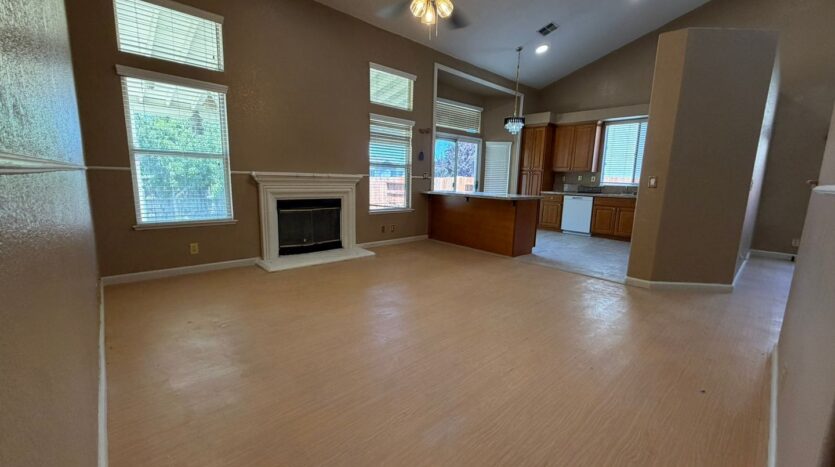 6408 Emerald Dr.  - Rocklin - California - 5 bed, 3 bath rental property