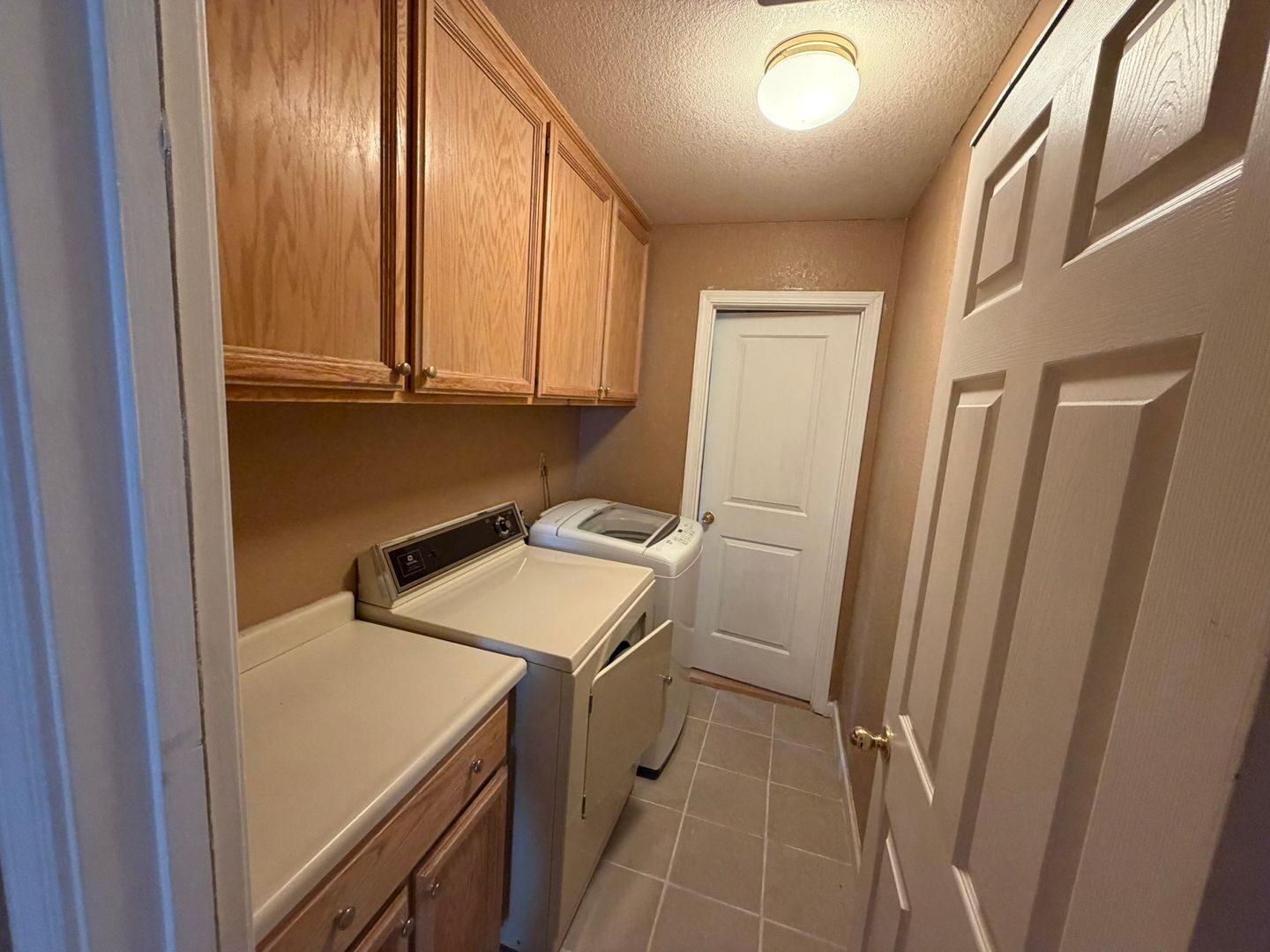6408 Emerald Dr.  - Rocklin - California - 5 bed, 3 bath rental property