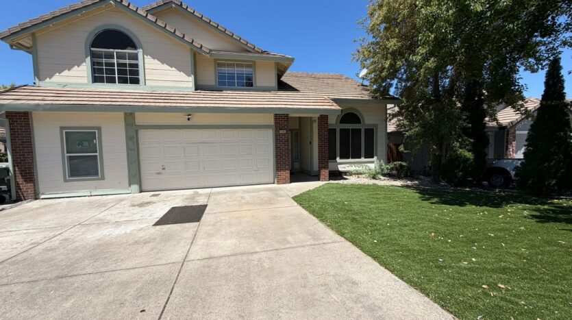 6408 Emerald Dr.  - Rocklin - California - 5 bed, 3 bath rental property