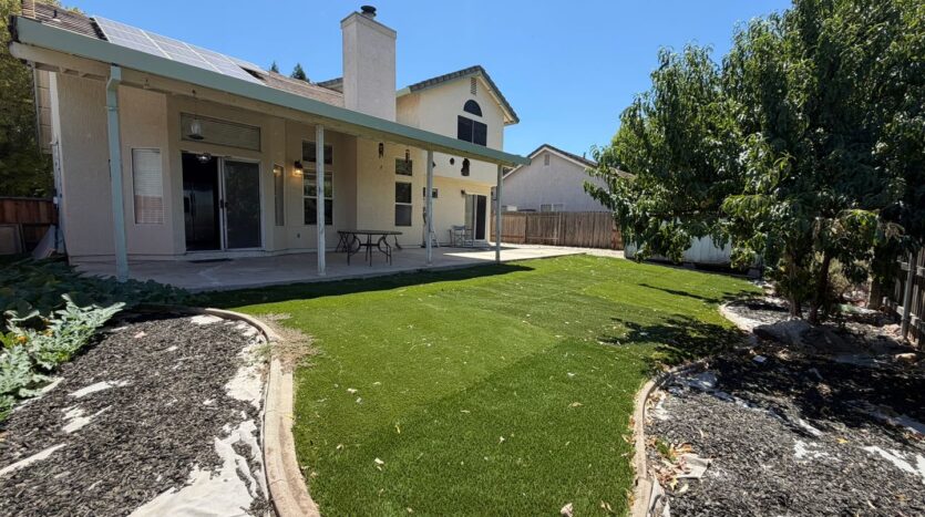 6408 Emerald Dr.  - Rocklin - California - 5 bed, 3 bath rental property