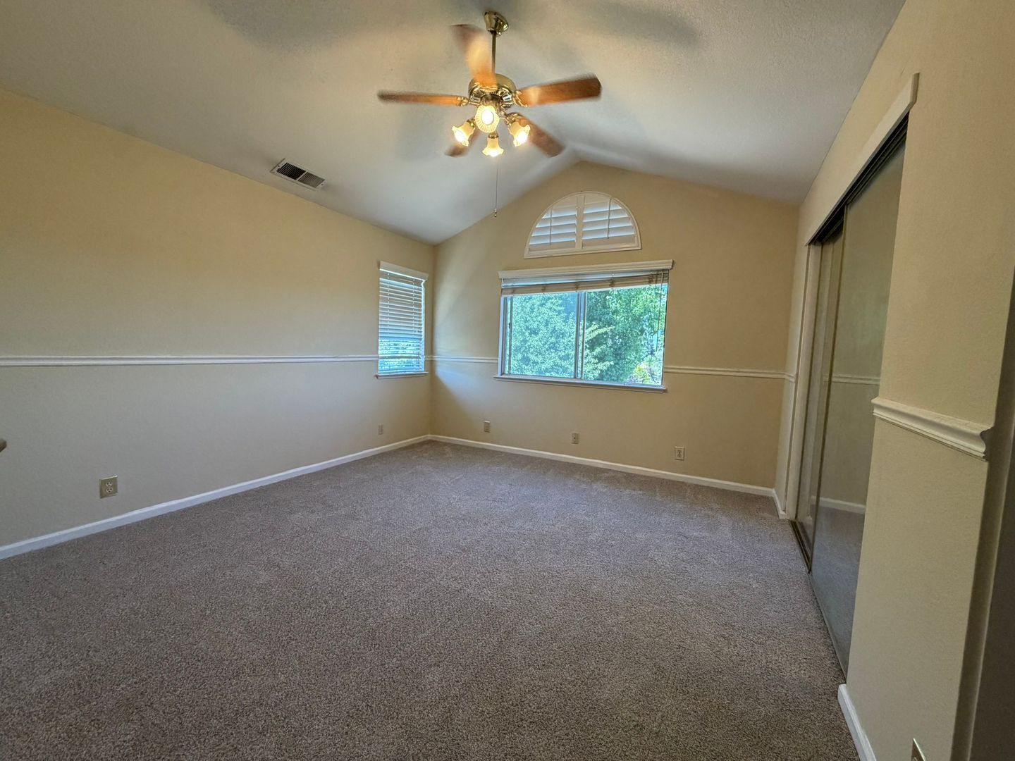 6408 Emerald Dr.  - Rocklin - California - 5 bed, 3 bath rental property