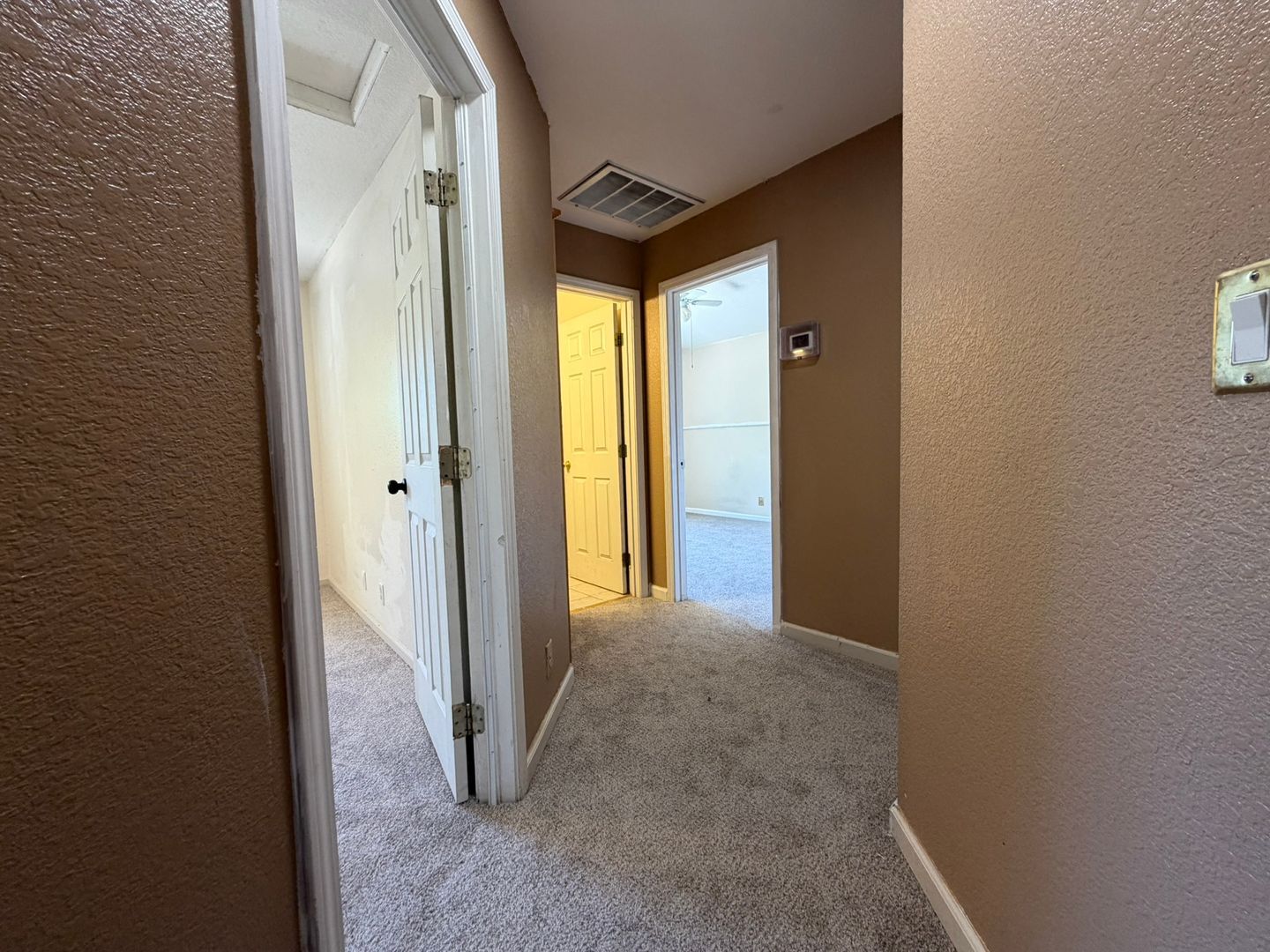 6408 Emerald Dr.  - Rocklin - California - 5 bed, 3 bath rental property