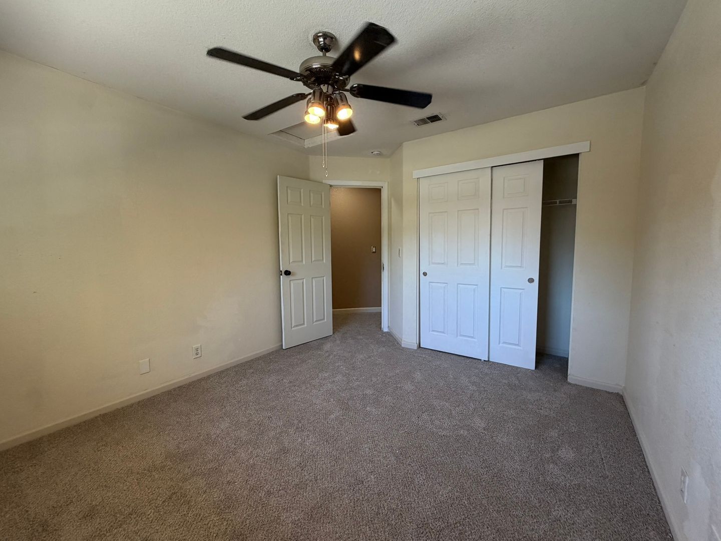 6408 Emerald Dr.  - Rocklin - California - 5 bed, 3 bath rental property