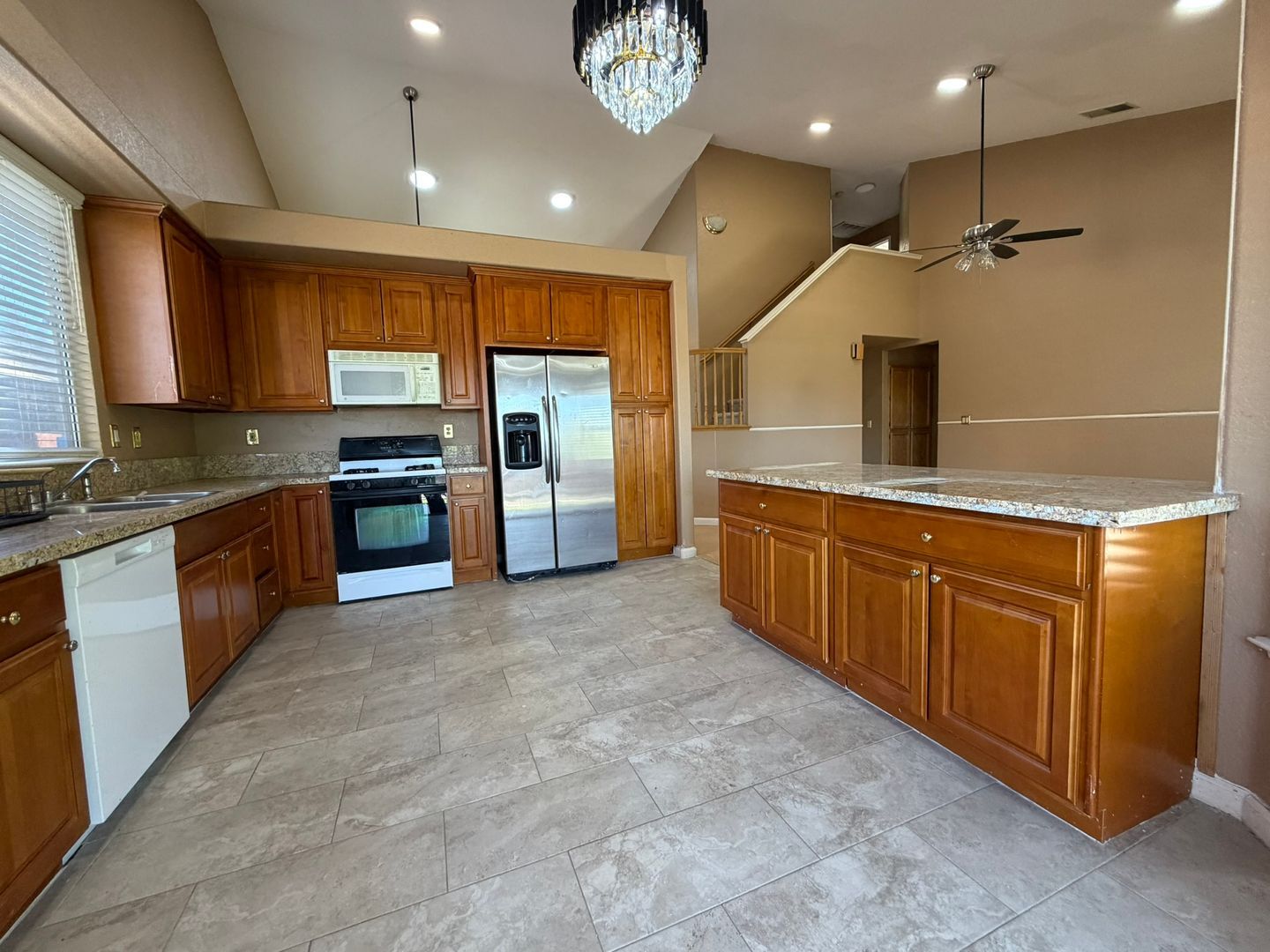 6408 Emerald Dr.  - Rocklin - California - 5 bed, 3 bath rental property