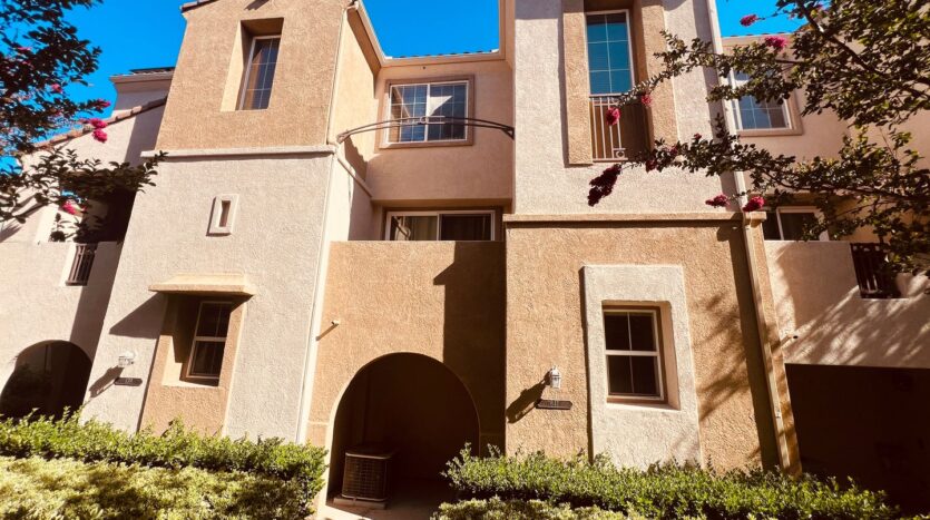 641 Hatfield Drive - San Marcos - California - 3 bed, 3 bath rental property