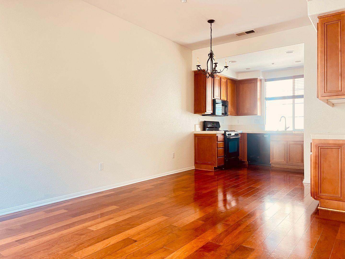 641 Hatfield Drive - San Marcos - California - 3 bed, 3 bath rental property