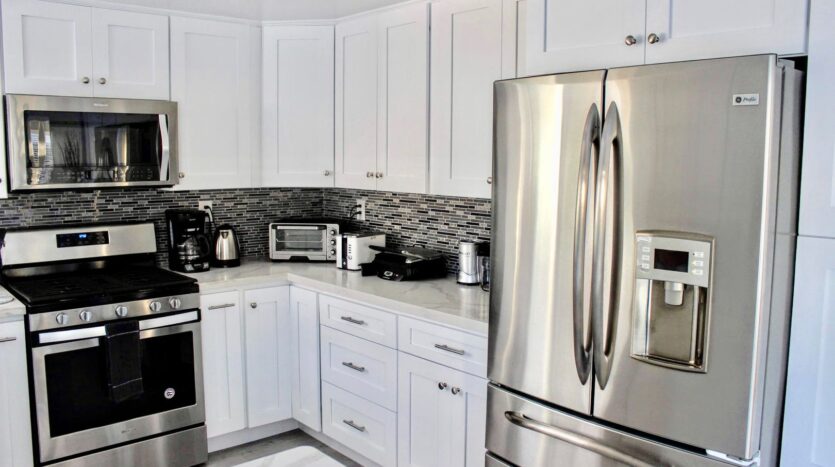 6752 Carobwood Way - Riverside - California - 6 bed, 3 bath rental property
