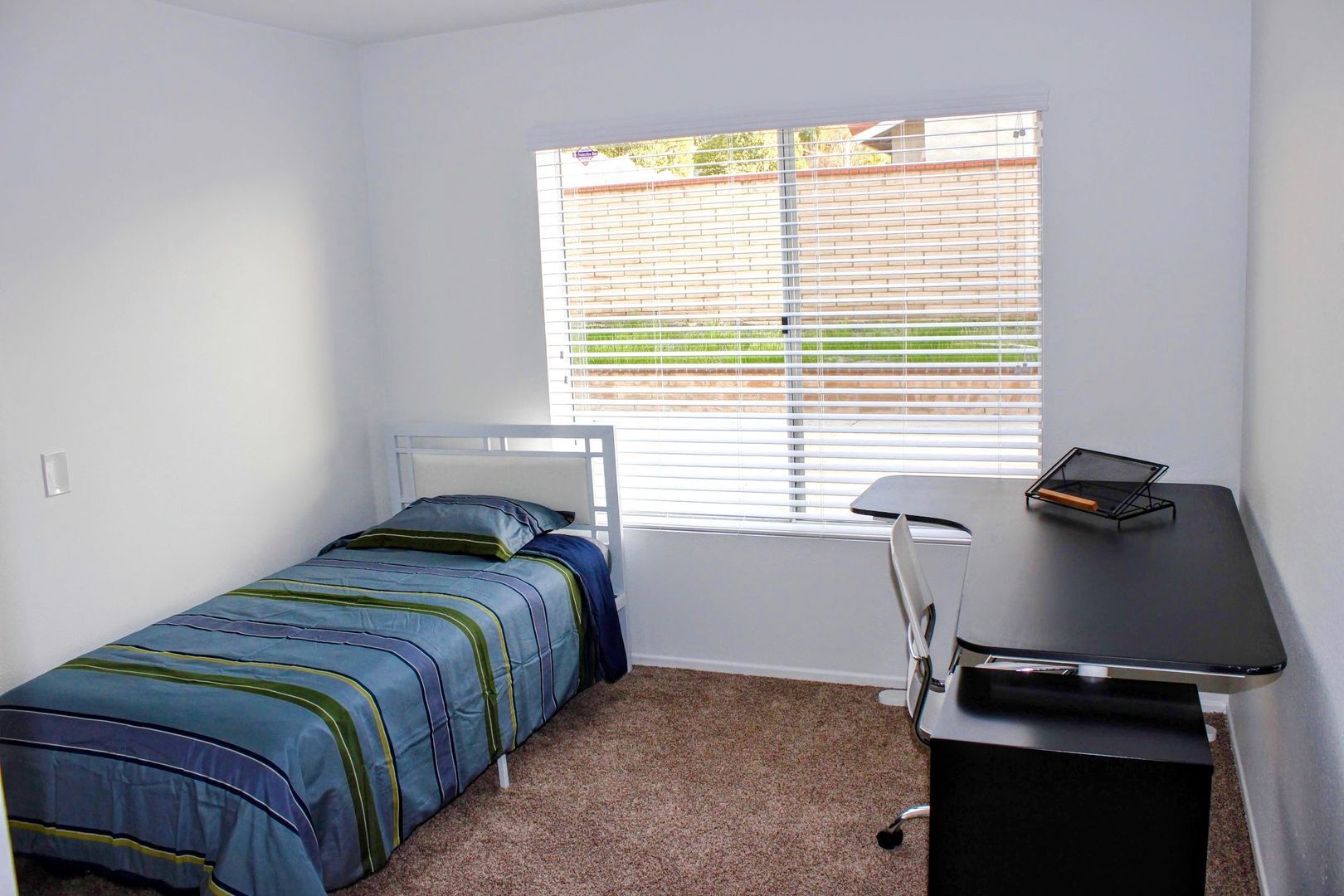 6752 Carobwood Way - Riverside - California - 6 bed, 3 bath rental property
