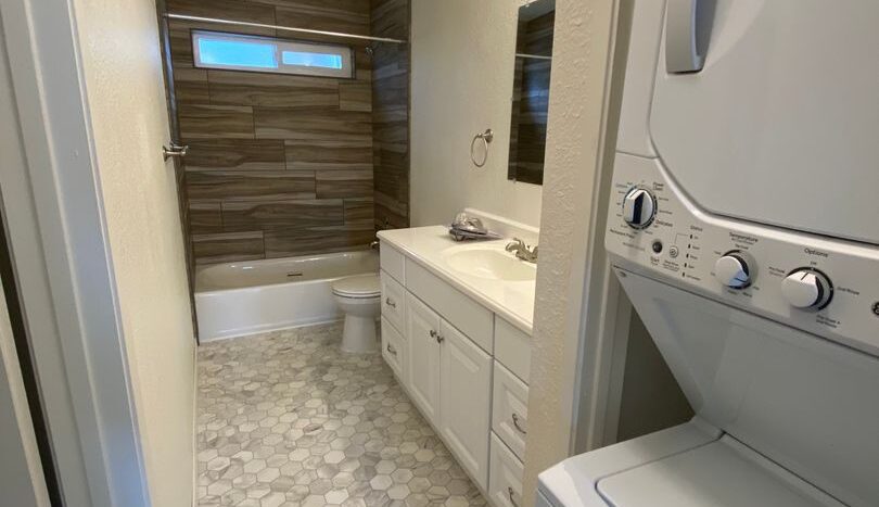 6767 Amherst St #B - San Diego - California - 2 bed, 1.5 bath rental property