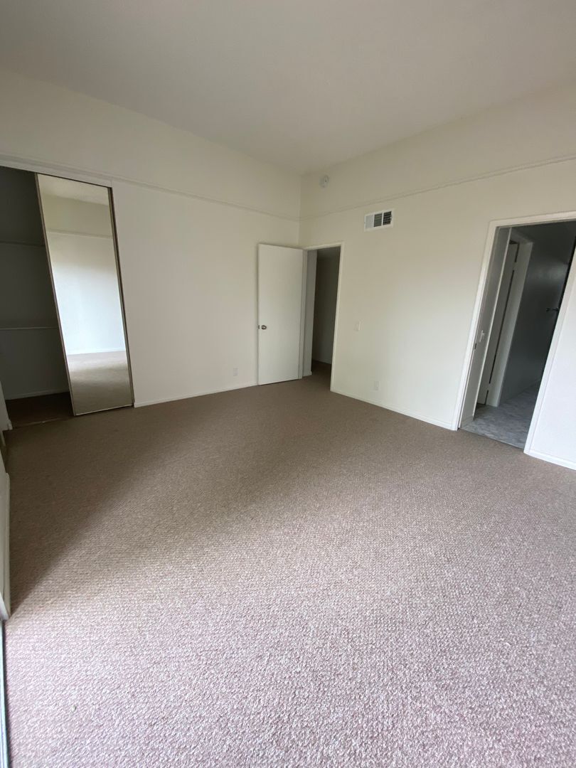 6767 Amherst St #B - San Diego - California - 2 bed, 1.5 bath rental property